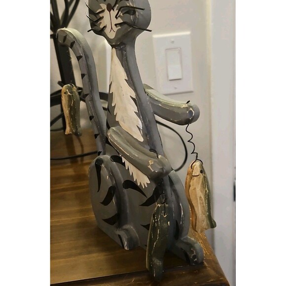 Rustic Folk Art Gray & White Fishing Cat Wood Décor - Picture 2 of 8